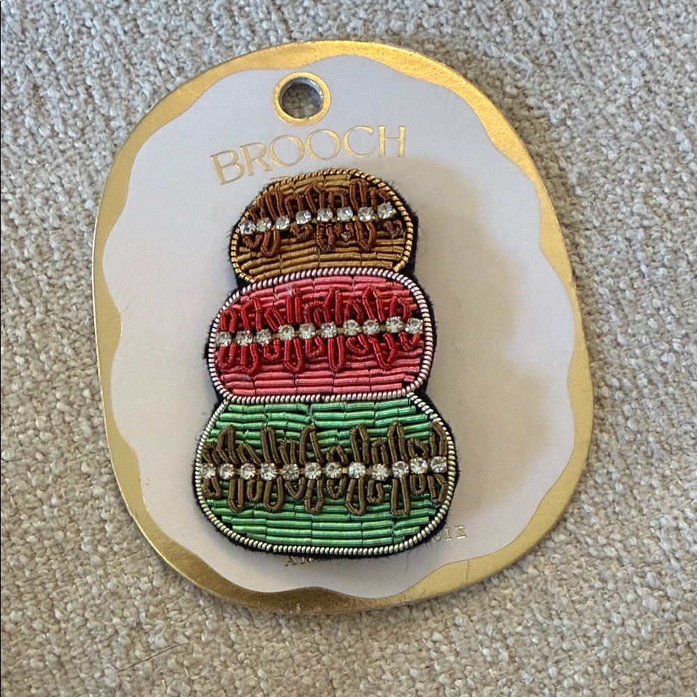 Anthropologie Macaroon Cookie Brooch New with Tags Vogue Baking Cute Fashion